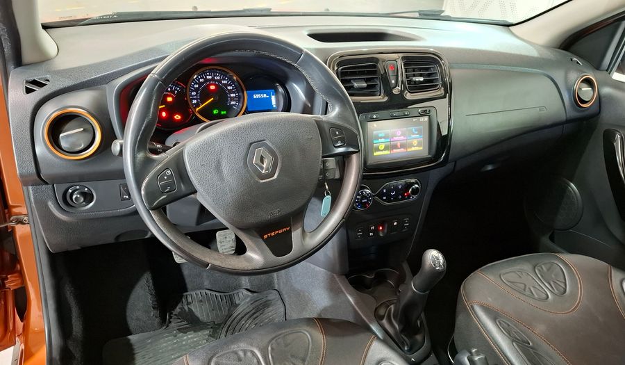 Renault Sandero Stepway 1.6 STEPWAY PRIVILEGE Hatchback 2018