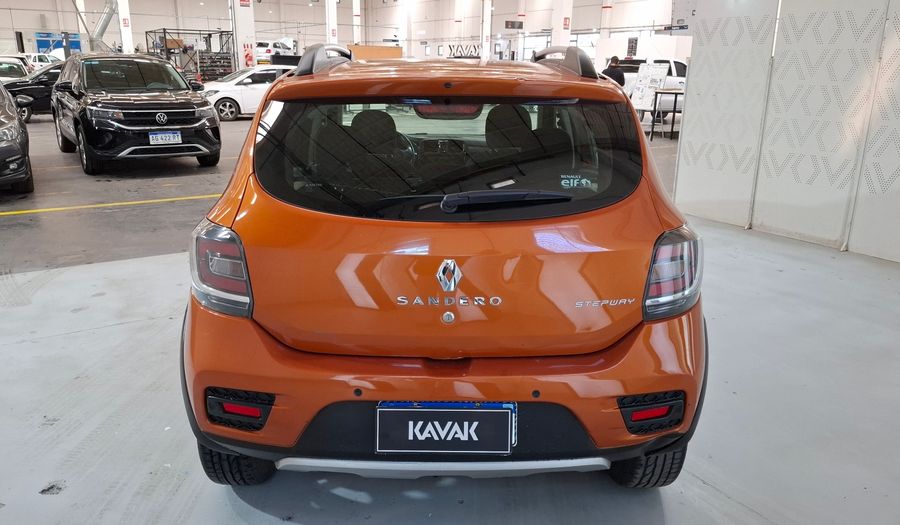 Renault Sandero Stepway 1.6 STEPWAY PRIVILEGE Hatchback 2018