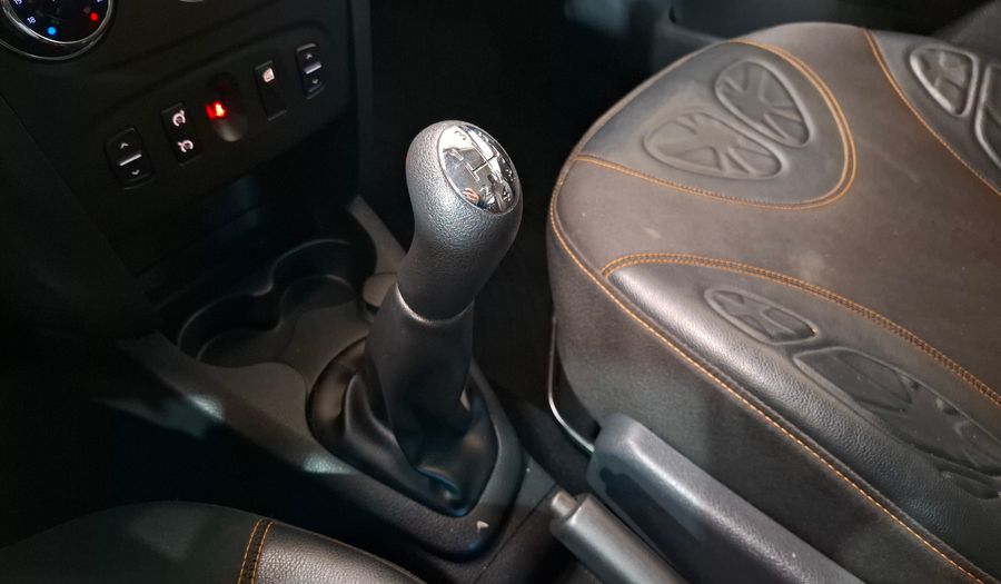Renault Sandero Stepway 1.6 STEPWAY PRIVILEGE Hatchback 2018