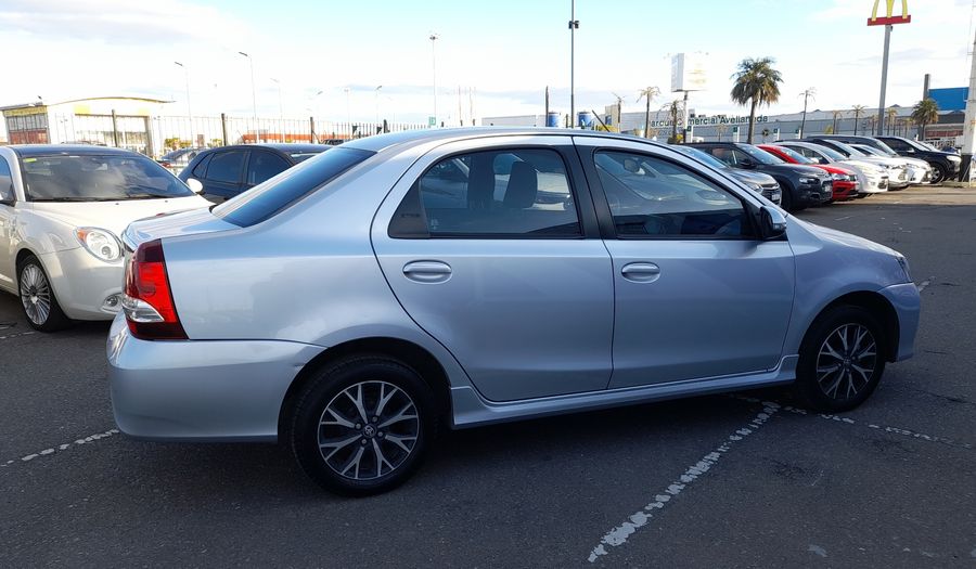 Toyota Etios 1.5 XLS PACK Sedan 2022