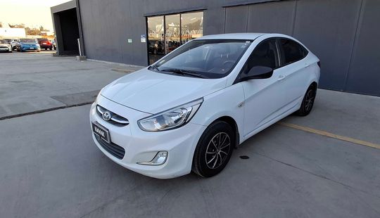 Hyundai • Accent