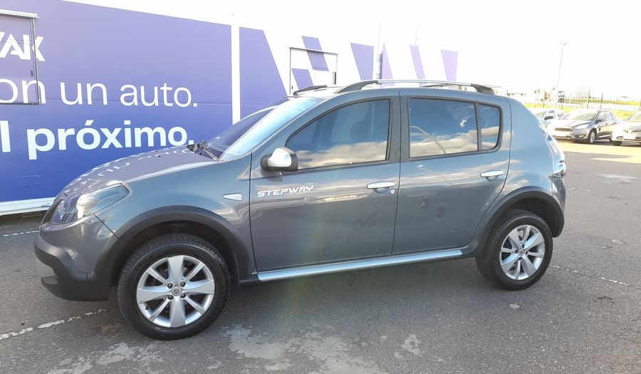 Renault Sandero Stepway 1.6 PH2 STEPWAY LUXE Hatchback 2012