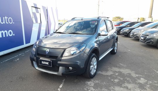Renault • Sandero Stepway