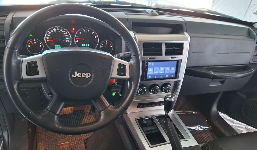 Jeep Cherokee 3.7 LIMITED ATX 4X4 AUTO Suv 2010