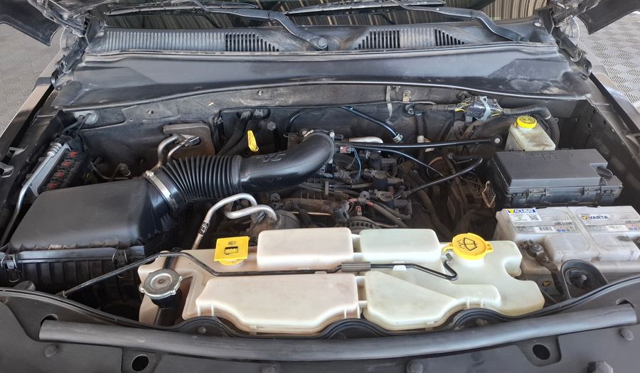 Jeep Cherokee 3.7 LIMITED ATX 4X4 AUTO Suv 2010