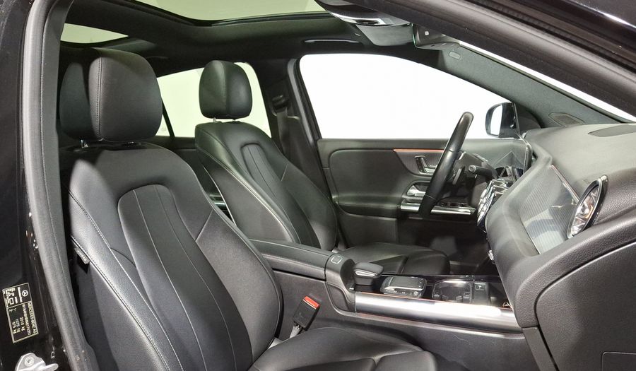 Mercedes Benz Clase Gla 1.3 200 PROGRESSIVE DCT Suv 2021