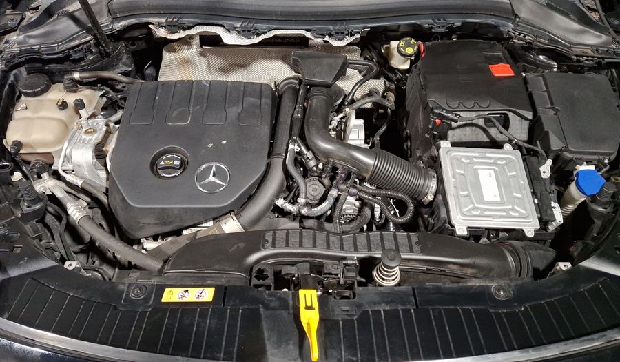 Mercedes Benz Clase Gla 1.3 200 PROGRESSIVE DCT Suv 2021