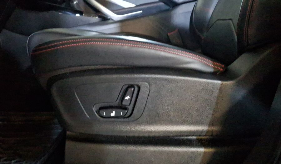 Chevrolet Captiva 1.5 PREMIER BLACK EDITION D CVT Suv 2026