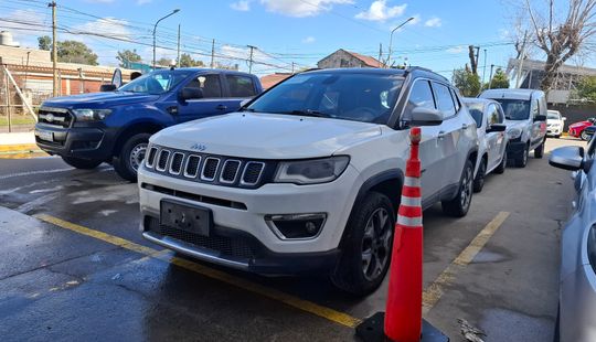 Jeep • Compass