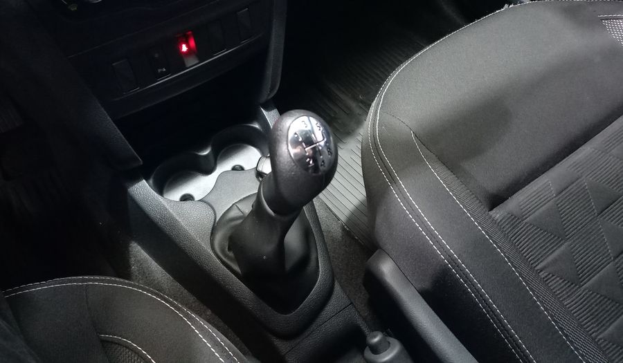 Renault Sandero 1.6 ZEN Hatchback 2023