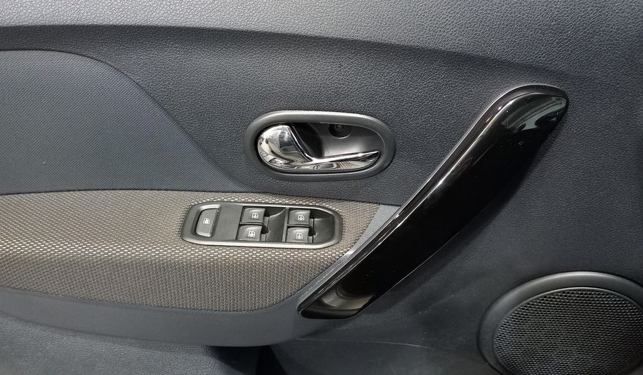Renault Sandero 1.6 ZEN Hatchback 2023