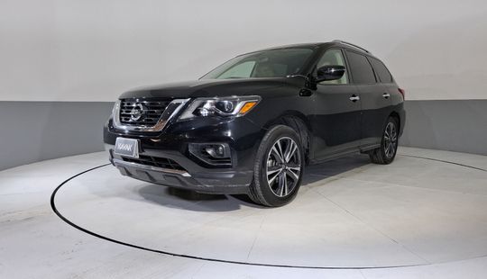 Nissan • Pathfinder