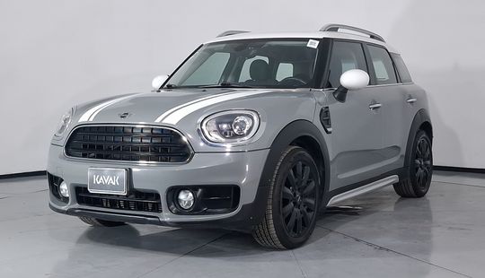 2019 • 78,191 km • Automático