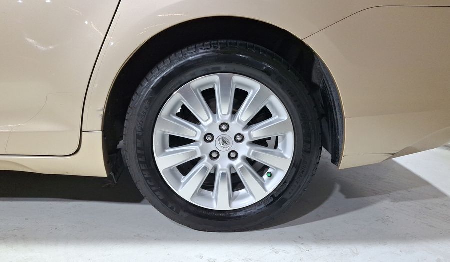 Toyota Sienna 3.5 XLE PIEL AT Minivan 2013