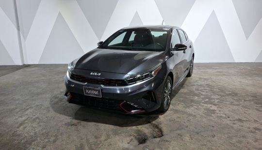 Kia • FORTE