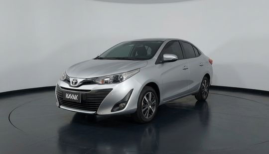 Toyota • Yaris