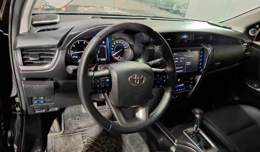 Toyota Sw4 2.8 TDI SRX AUTO 4WD Suv 2023