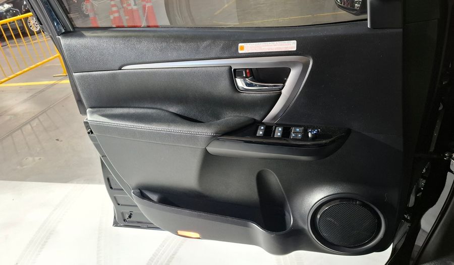 Toyota Sw4 2.8 TDI SRX AUTO 4WD Suv 2023