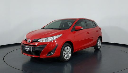 Toyota • Yaris