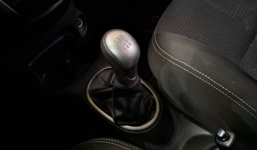 Nissan March 1.6 ADVANCE Hatchback 2018