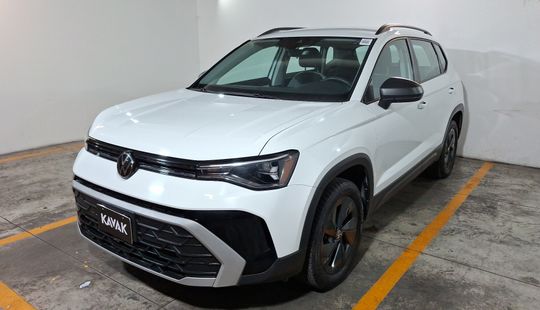 Volkswagen • Taos