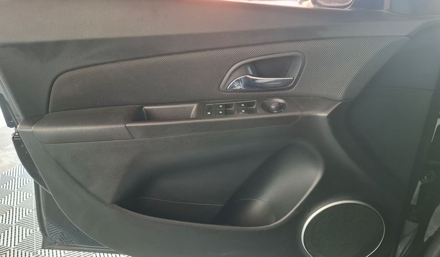 Chevrolet Cruze 1.8 LT Hatchback 2013