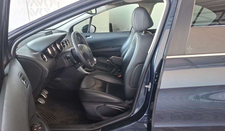 Peugeot 408 2.0 16V FELINE Sedan 2013
