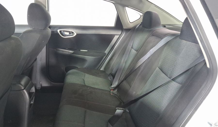 Nissan Sentra 1.8 SR NAVI CVT Sedan 2016