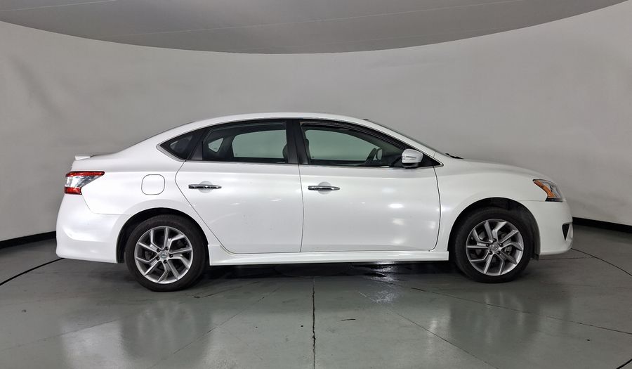 Nissan Sentra 1.8 SR NAVI CVT Sedan 2016