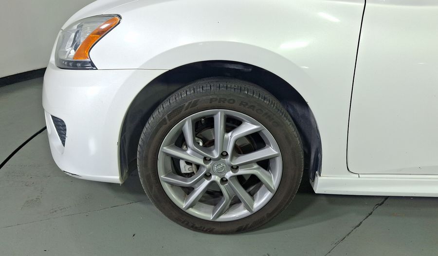 Nissan Sentra 1.8 SR NAVI CVT Sedan 2016