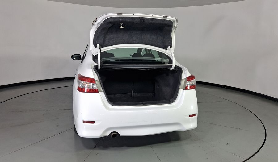 Nissan Sentra 1.8 SR NAVI CVT Sedan 2016