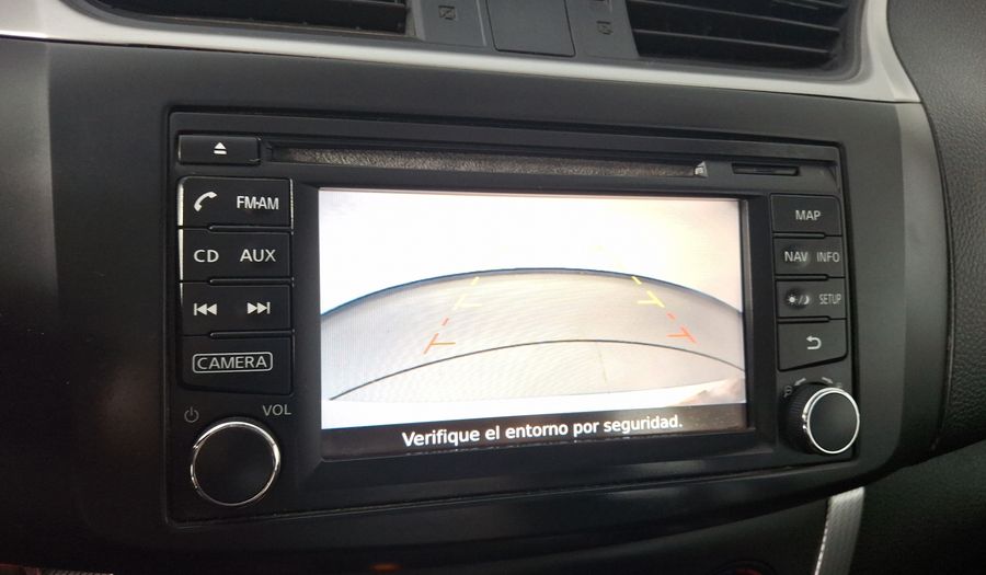 Nissan Sentra 1.8 SR NAVI CVT Sedan 2016