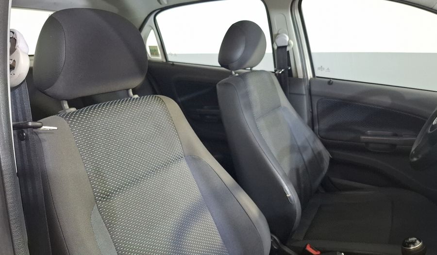 Volkswagen Gol 1.6 5 PTAS. CL A/A Hatchback 2016