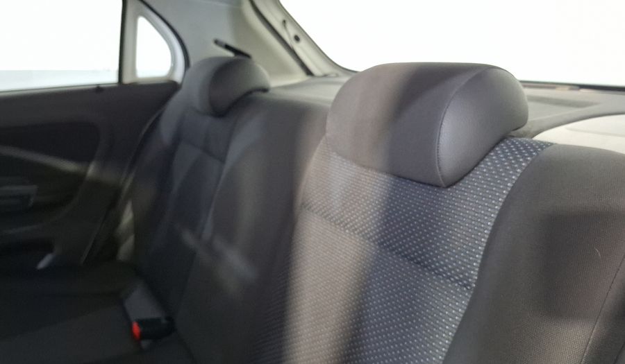 Volkswagen Gol 1.6 5 PTAS. CL A/A Hatchback 2016