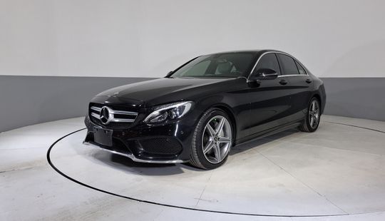 Mercedes Benz • Clase C