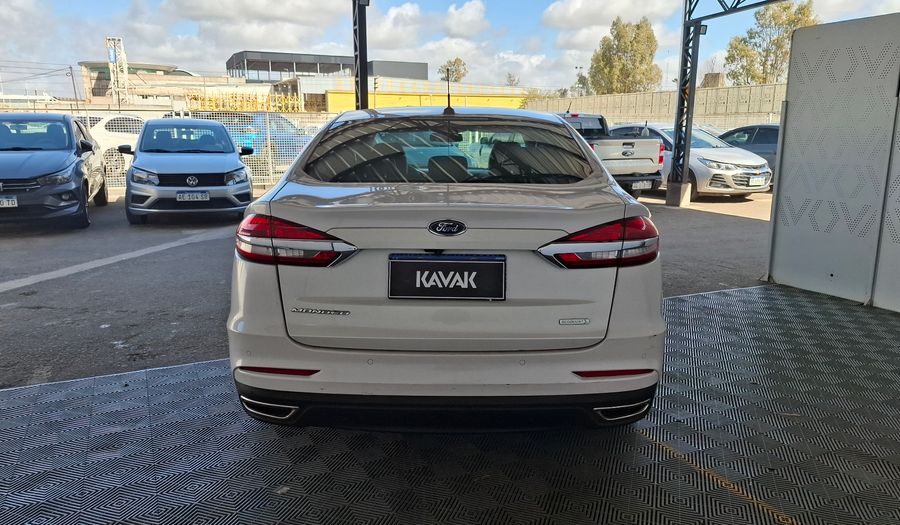 Ford Mondeo 2.0 SEL AUTO Sedan 2020