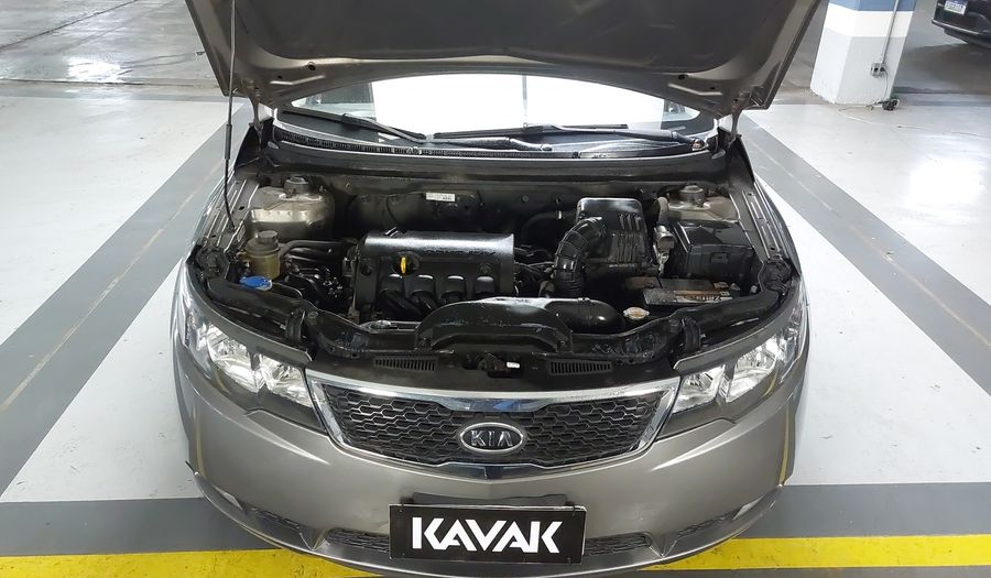 Kia Cerato 1.6 SX E234 Sedan 2013