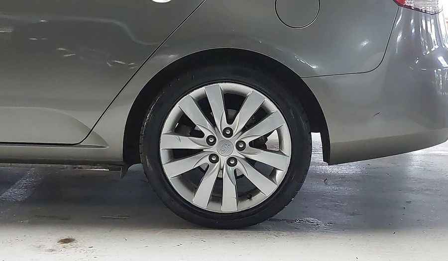 Kia Cerato 1.6 SX E234 Sedan 2013