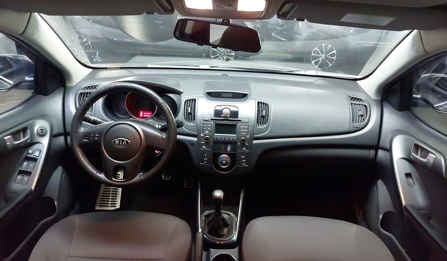 Kia Cerato 1.6 SX E234 Sedan 2013