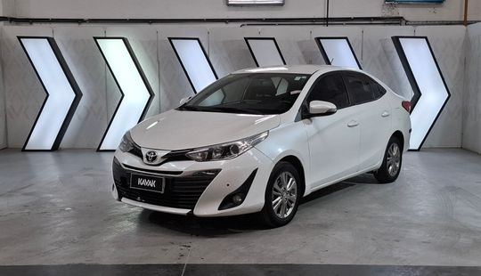 Toyota • Yaris