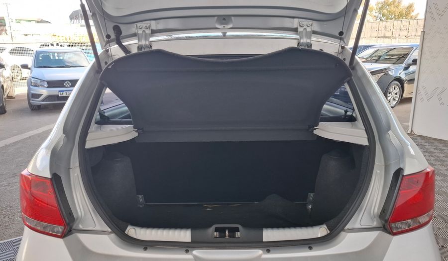 Volkswagen Gol Trend 1.6 PACK I Hatchback 2014