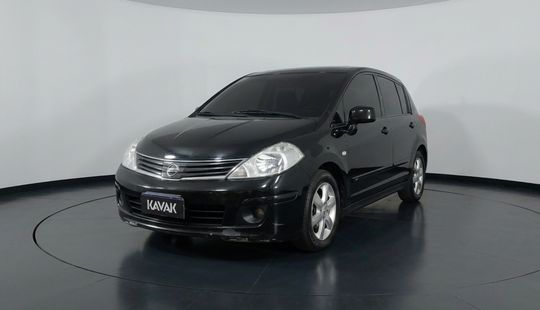 Nissan • Tiida