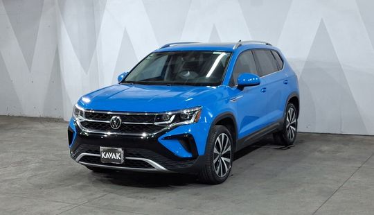 Volkswagen • Taos