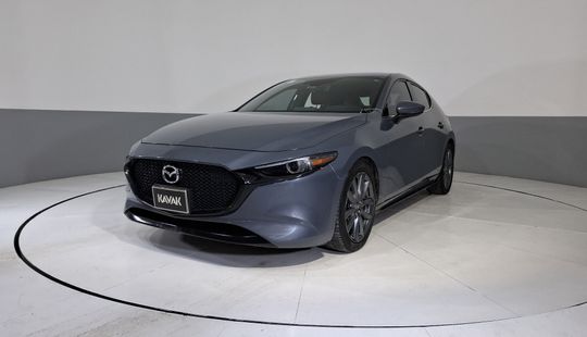 Mazda • Mazda 3