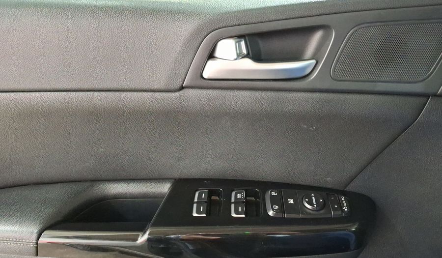 Kia Sportage 2.4 SXL AT Suv 2016