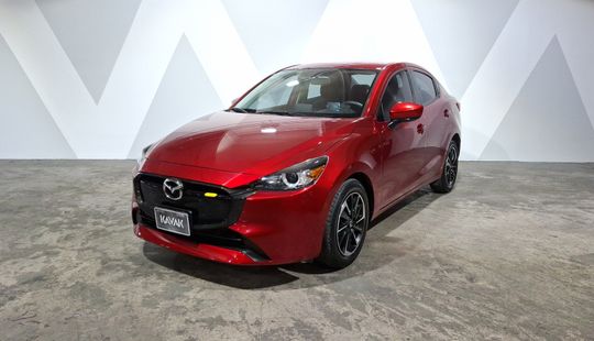 Mazda • Mazda 2