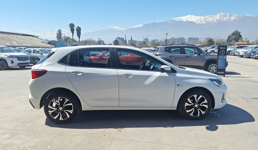 Chevrolet Onix 1.0T AUTO PREMIER P Hatchback 2023