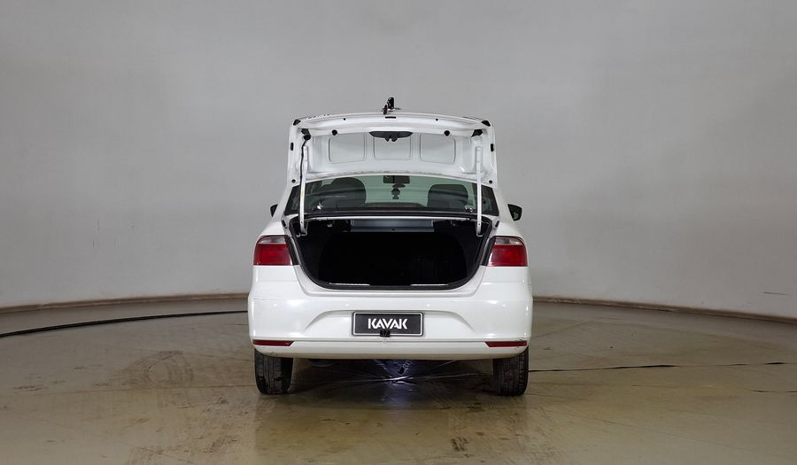 Volkswagen Voyage 1.6 POWER AC Sedan 2016