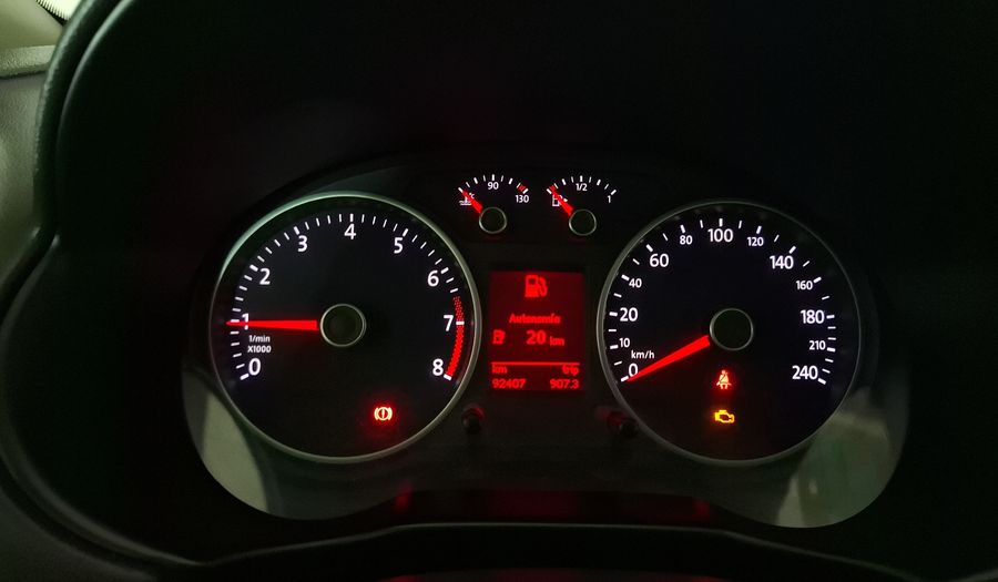 Volkswagen Voyage 1.6 POWER AC Sedan 2016