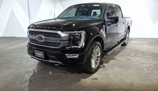 Ford • Lobo